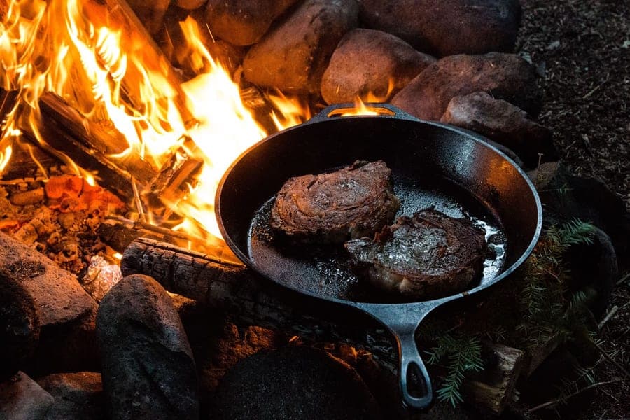 Skillet & Stove — Cast iron & dutch ovens