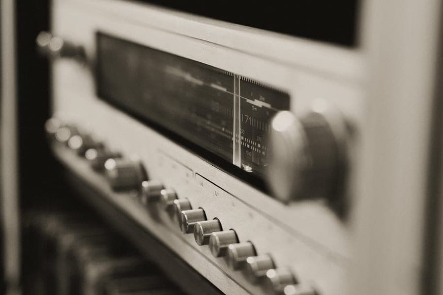 Valve & Vinyl — Home theater & hi-fi audio
